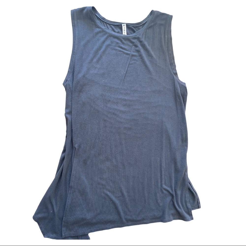 Fabletics Women’s Charcoal Grey Tunic Shirt Athletic Tank Size Small